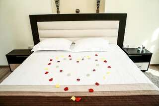 Апартаменты Family House Винница Апартаменты Делюкс-16