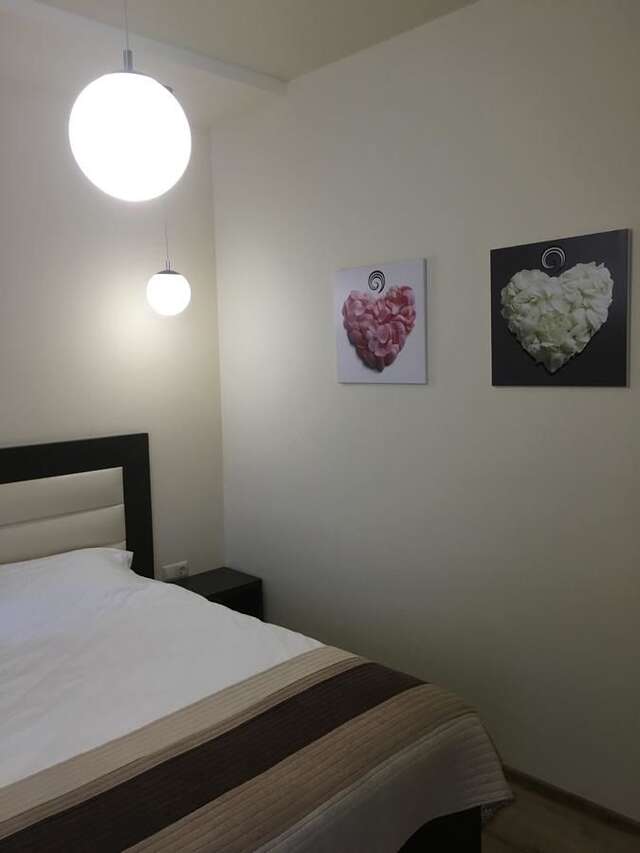 Апартаменты Family House Винница-40